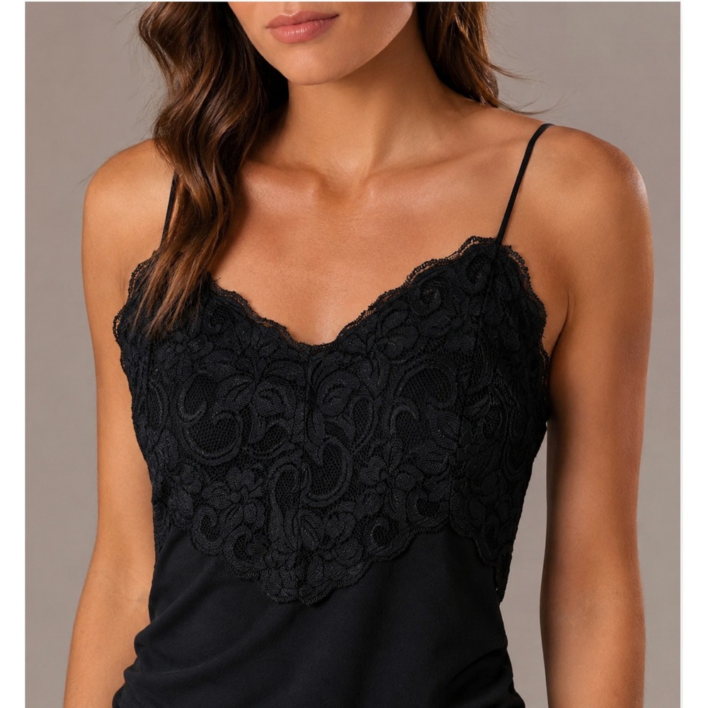 Avenue of the Stars Black Lace Cami Large Adjustable Strap Y2K Coquette Tank